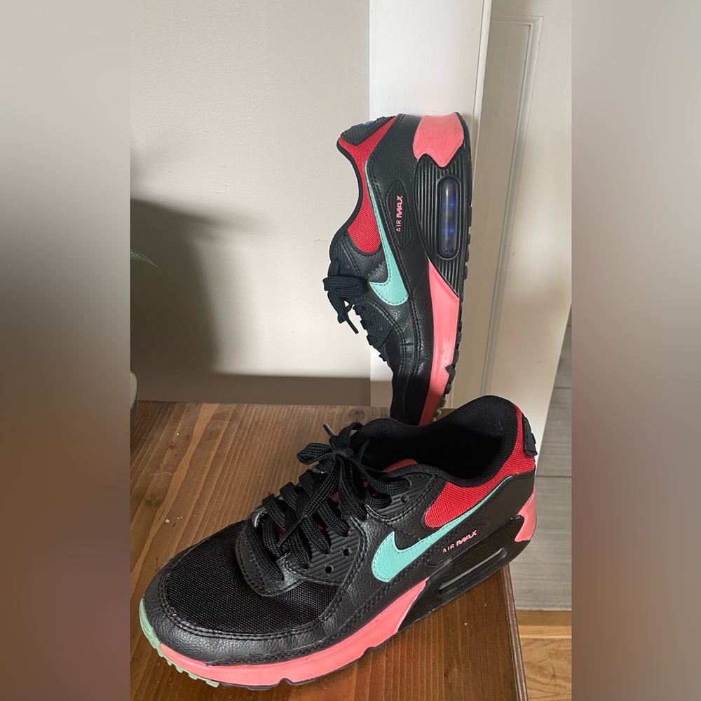 Like new Nikes